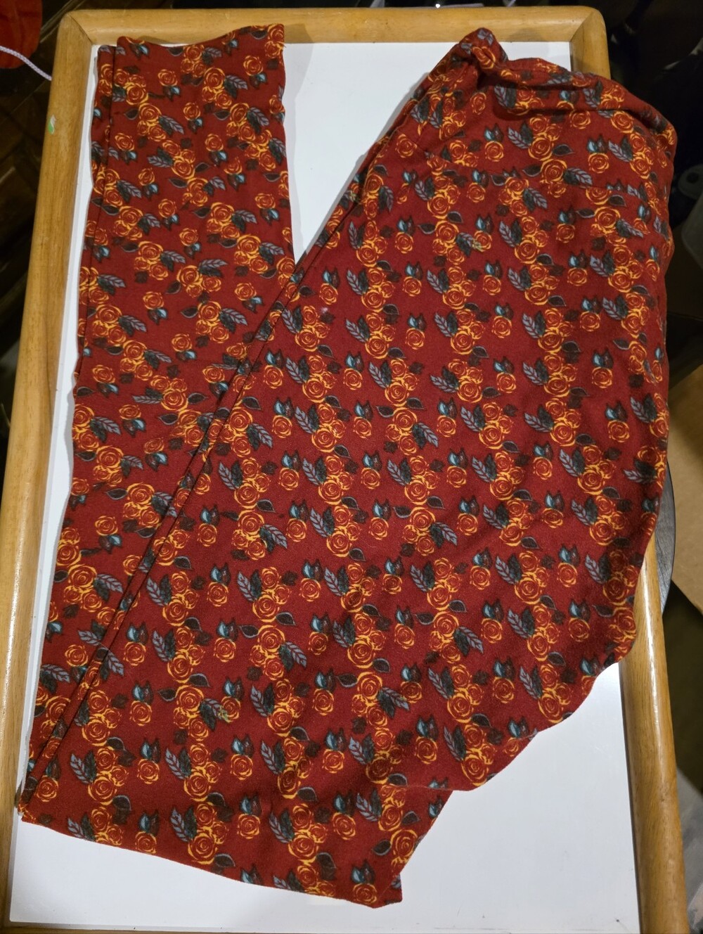 Lularoe Womens Red Floral Print Leggings TC